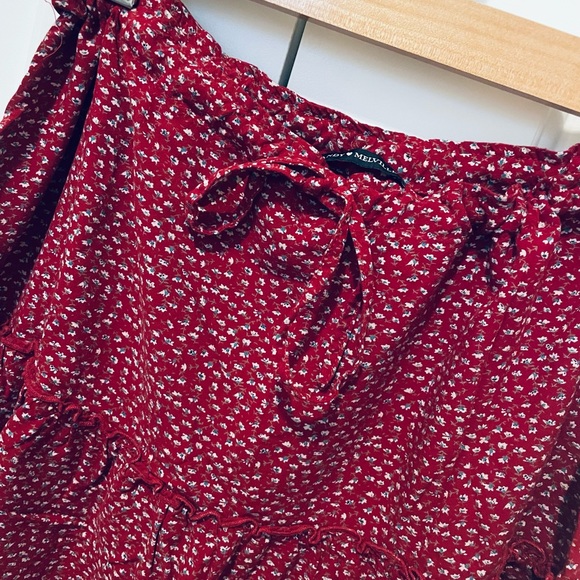 ❤️ Brandy Melville Floral Kenzo Skirt ❤️ - Picture 2 of 4